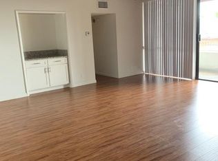 10555 National Blvd, Los Angeles, CA 90034