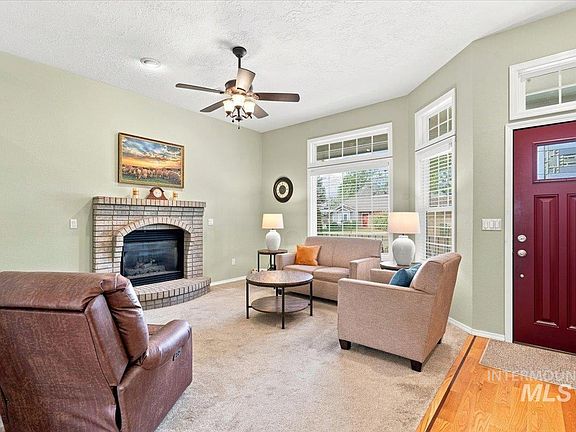 4th image of 2286 N Wingate Pl