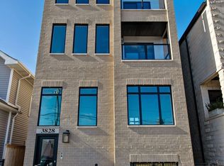 3828 N Racine Ave #2, Chicago, IL 60613