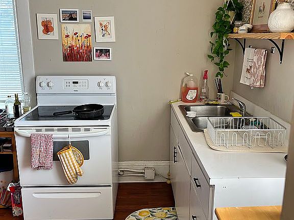 4th image of 803 S Missouri Ave APT 4