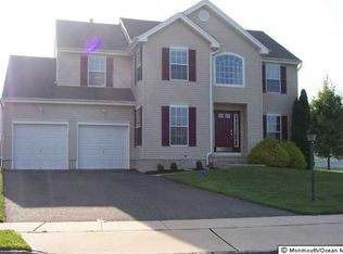 125 Vivas Dr, Barnegat, NJ 08005
