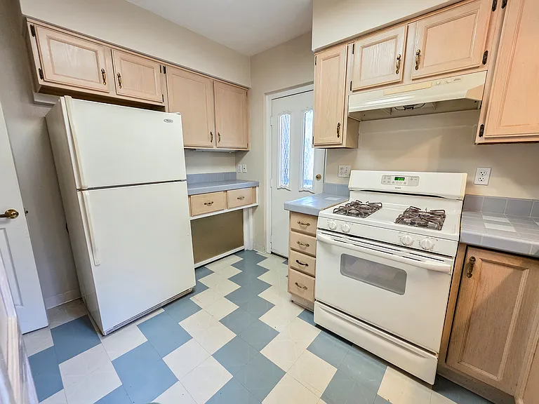 1432 Tolma Ave — Photo 11