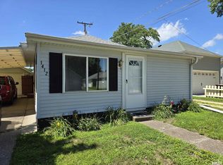 1412 7th St, Fulton, IL 61252