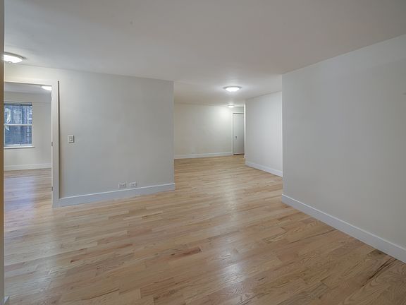 3rd image of 300 E 46th St APT 5E