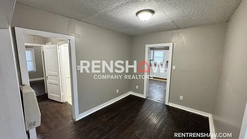 3 bed, 1.0 bath, 1056 sqft, $995 — Photo 4