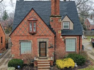 1465 Bunts Rd, Lakewood, OH 44107