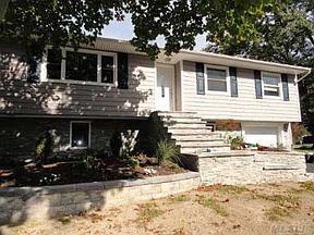 2nd image of 5 Oneida Ave
