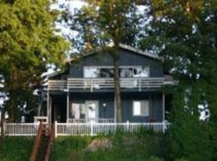 3524 N Shore Acres Ct, Monticello, IN 47960