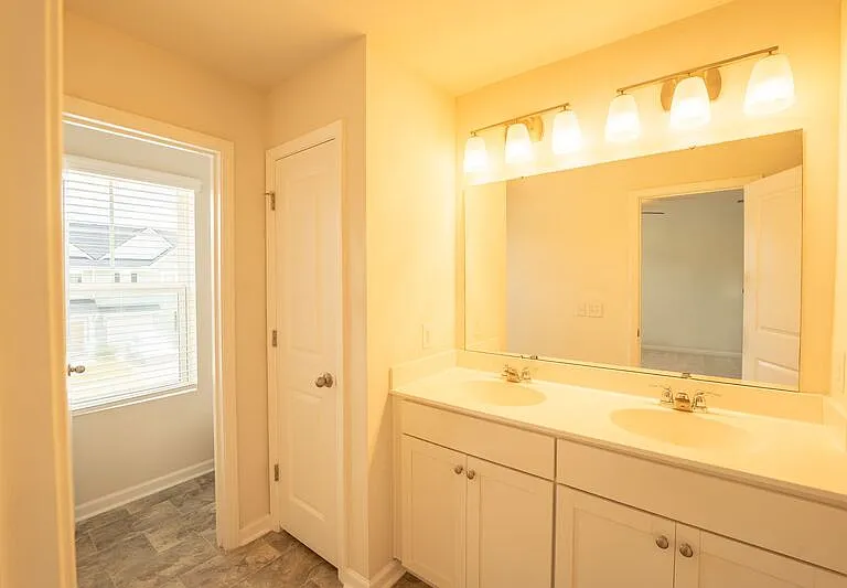 148 Benelli Dr — Photo 29