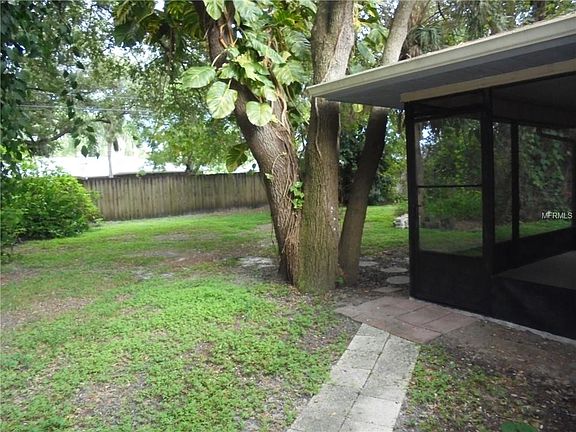3rd image of 2074 Briant St