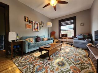 2200 Hennepin Ave E, Minneapolis, MN 55405