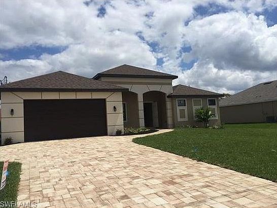 1st image of 3821 Agualinda Blvd
