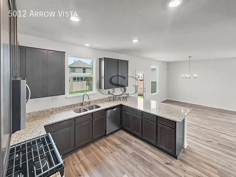 5012 Arrow Vis — Photo 7