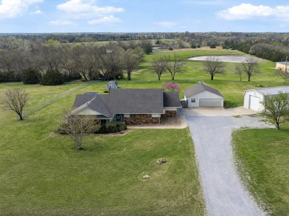 16711 SW 154th Ter, Rose Hill, KS 67133