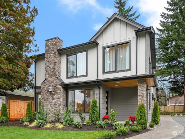 10933 NE 133rd Street, Kirkland, WA 98034