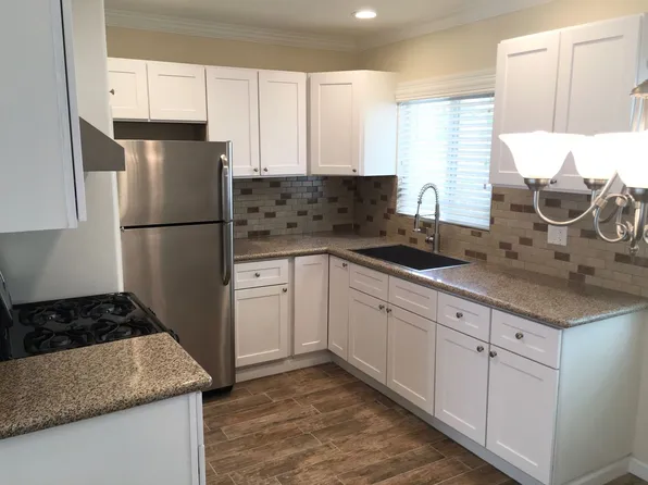 1160 Manhattan Beach Blvd