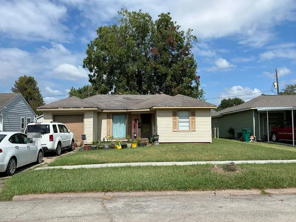 3111 Albemarle Dr, Pasadena, TX 77503