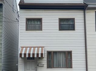 1713 Mary St, Pittsburgh, PA 15203