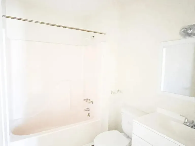 1444 Tenbury Dr #1 — Photo 10