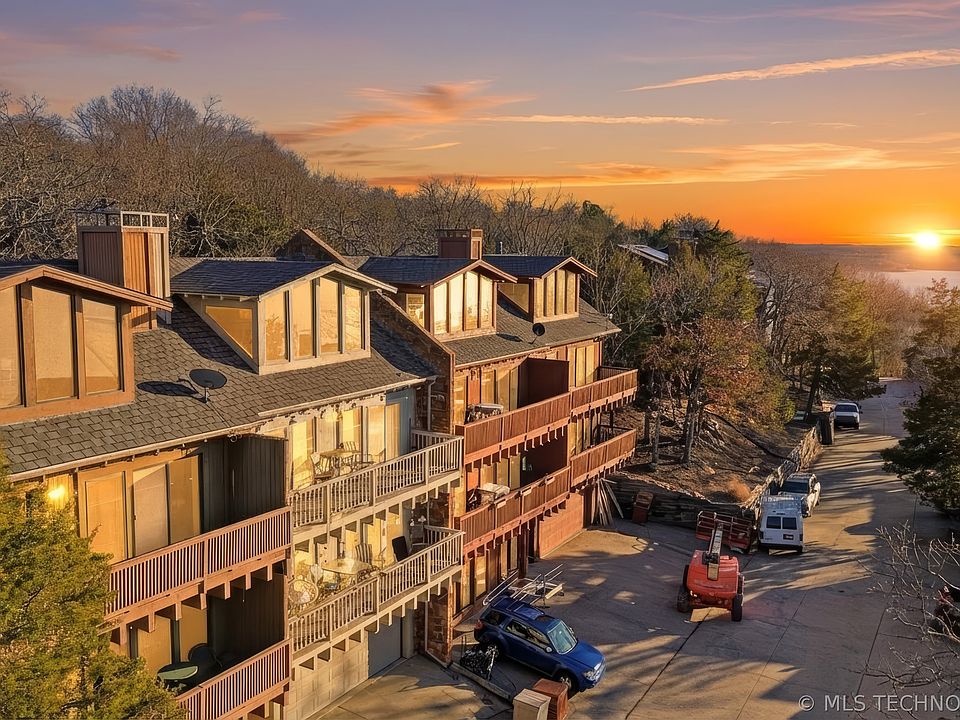 1st image of 219 Cedar Ln #2-19