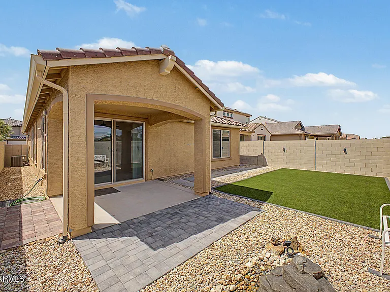 8954 W San Juan Ave — Photo 35