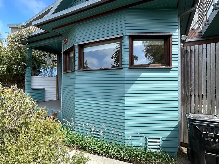 530 Brooks Ave — Photo 2