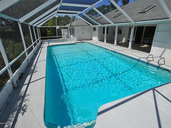 2nd image of 52 Westbrook Ln