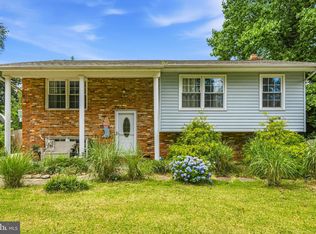 1115 Skyway Dr, Annapolis, MD 21409