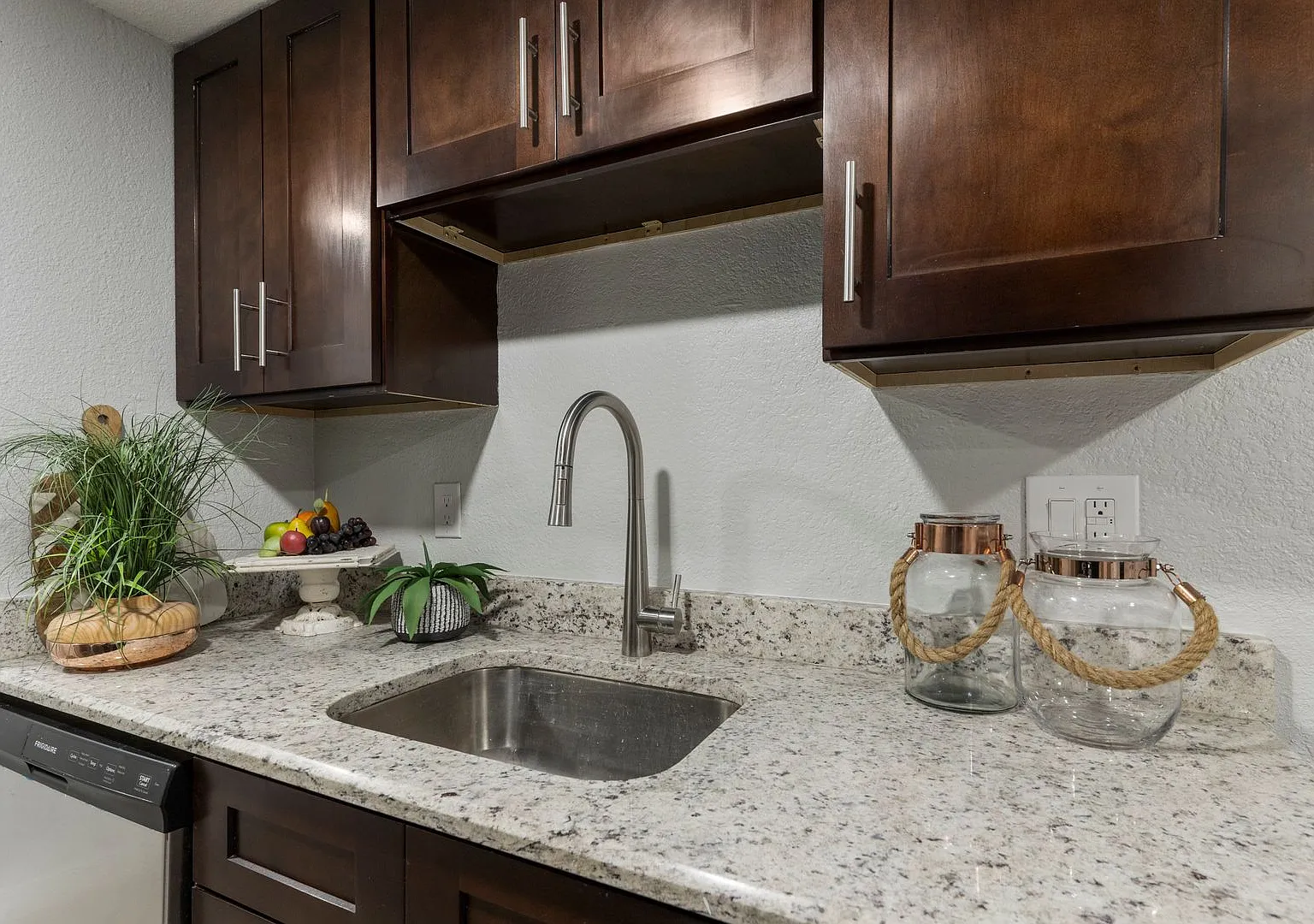 Stonebrook Gated Community — Photo 4