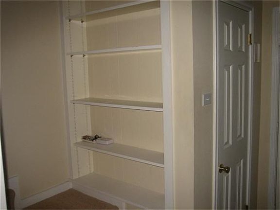 4th image of 7828 Woodway Dr #7828