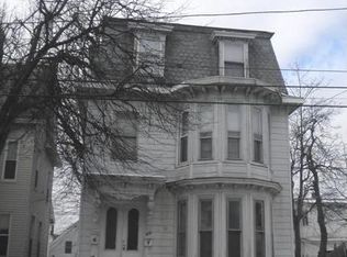 313 High St, Lowell, MA 01852
