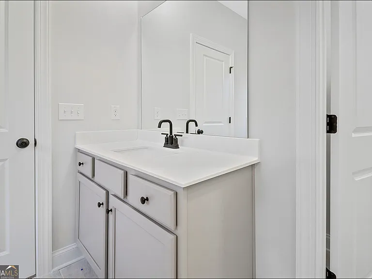 127 Vivian Ln — Photo 28