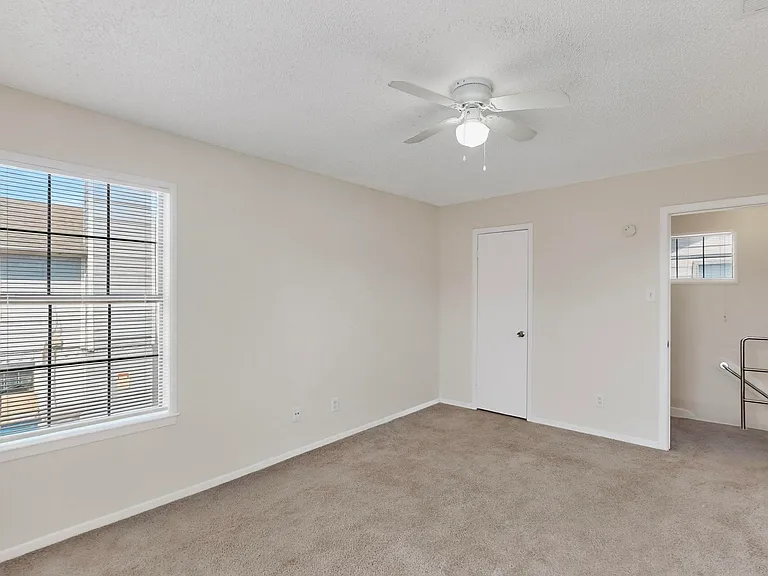 5322 Columbia Ave — Photo 27