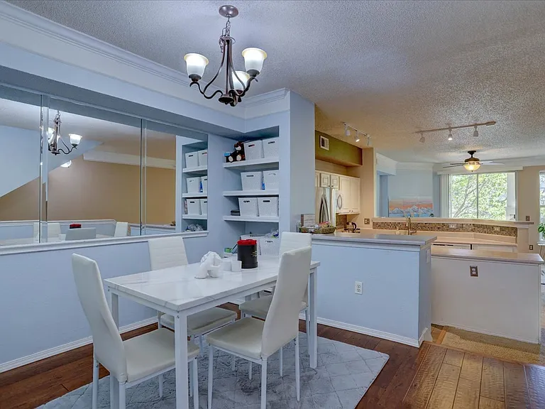 1849 Spaulding Cir — Photo 10