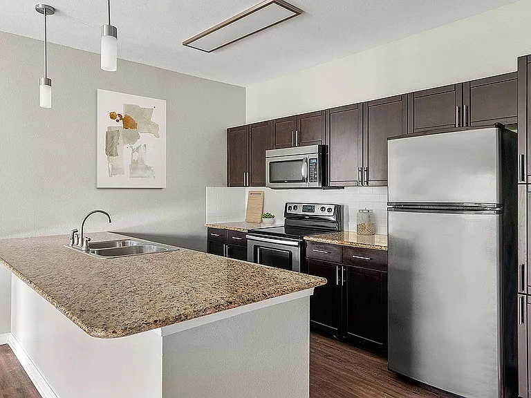 C243050_Wesley_Village_2B2B_KITCHEN_01_03_VS