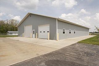 4th image of 633 11th St