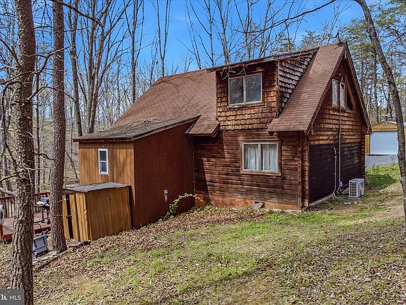 2nd image of 264 Clear Spring Ln