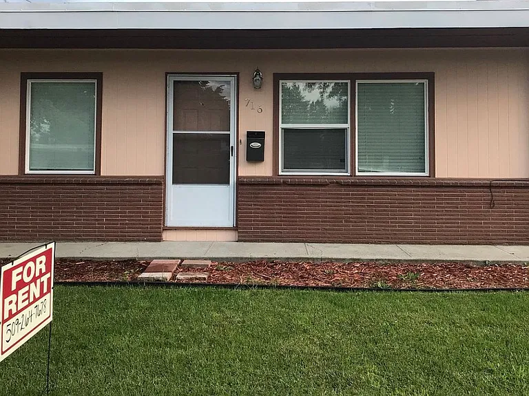 716-722 Cedar St — Photo 1