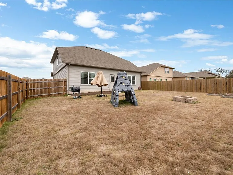 206 Llano River Trl — Photo 36