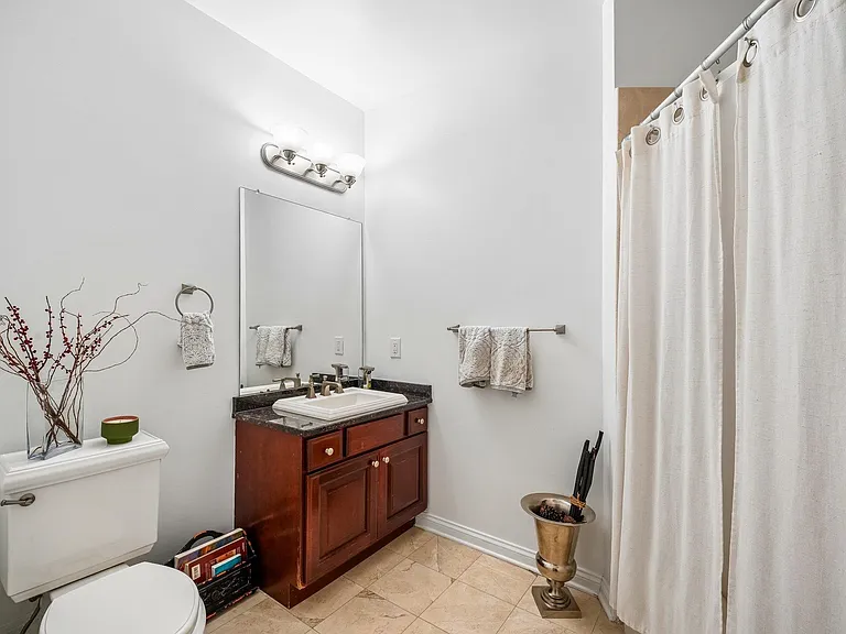 22 Avenue At Port Imperial #302 — Photo 19