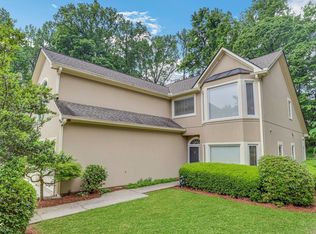 5609 Brooke Ridge Dr, Atlanta, GA 30338