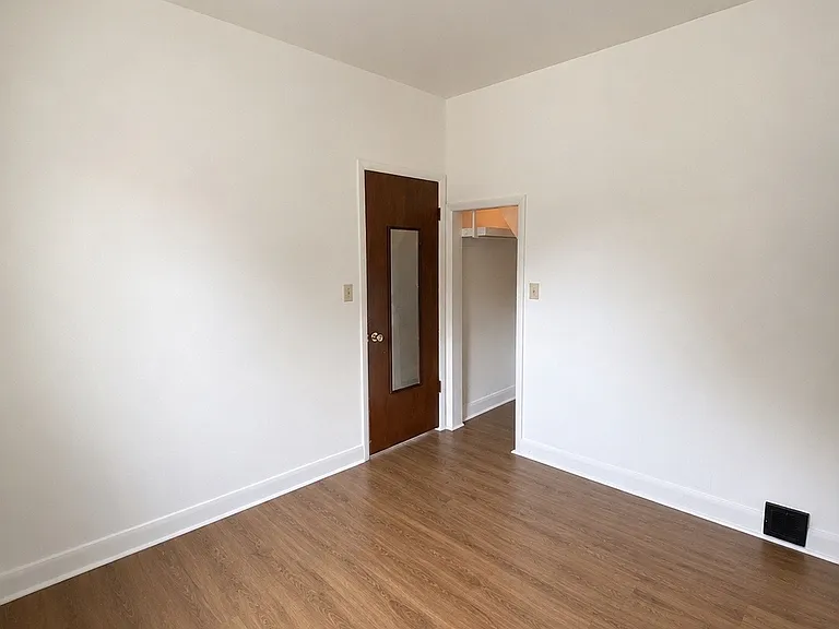 811 Willard St — Photo 13