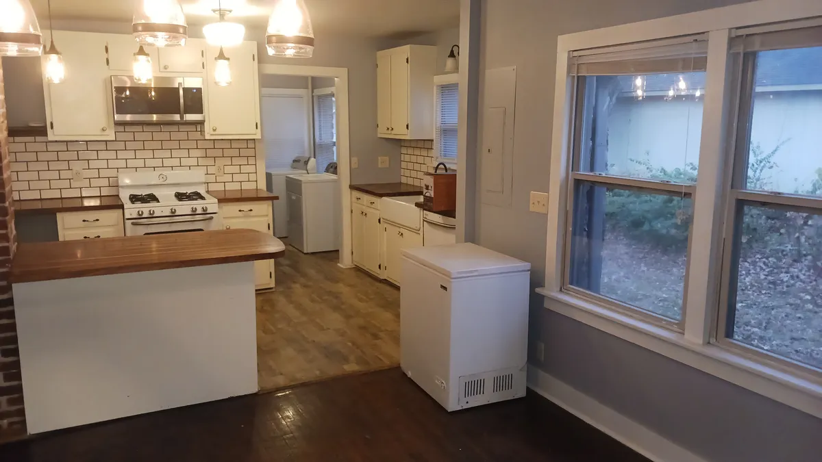 Dinning room looking into kitchen - 1740 N Garland Ave