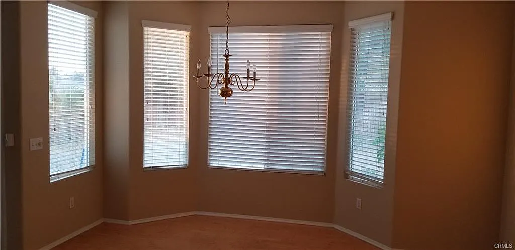 4 bed, 2.5 bath, 1849 sqft, $3,100 — Photo 3