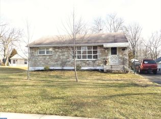 1395 Linden Ave, Willow Grove, PA 19090