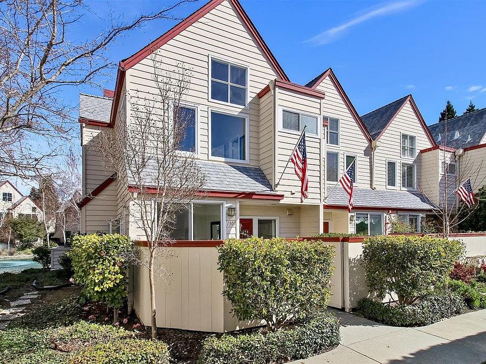 1st image of 1301 Chelsea Way