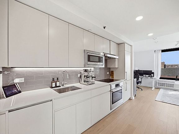 5th image of 1790 3rd Ave APT 1104