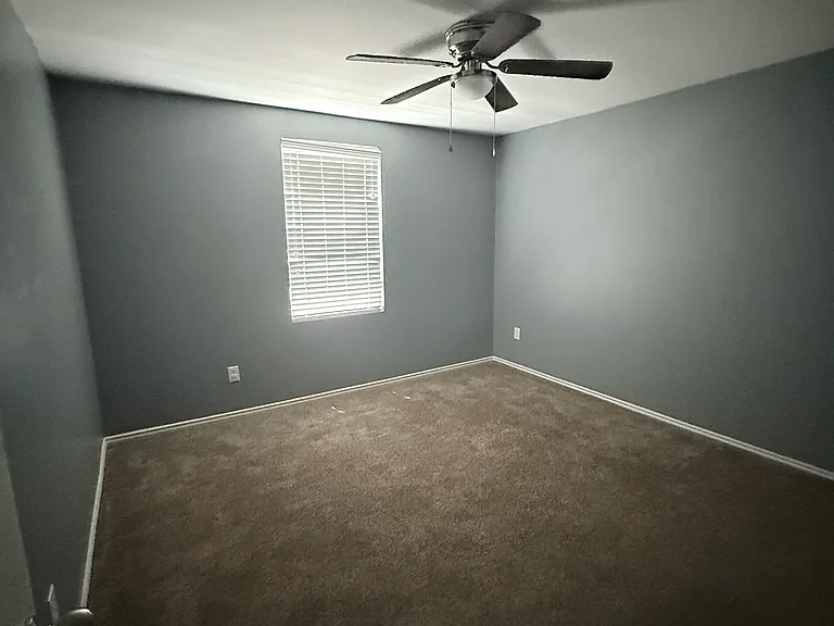 3008 Meadow Bluff Dr — Photo 12