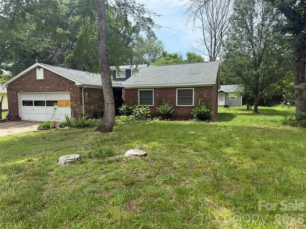 12309 Sherman Dr, Charlotte, NC 28273