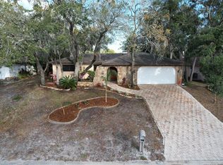 8748 Forest Lake Dr, Port Richey, FL 34668